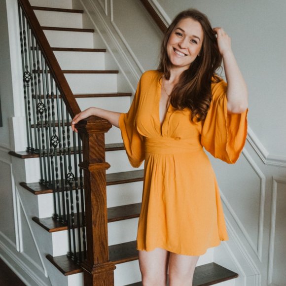 the clothing company Dresses & Skirts - Tied-waist kimono dress